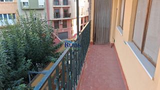 Etagenwohnung  Calle hermano marti. Una vivienda bien distribuida, bien conservada y a buen precio e