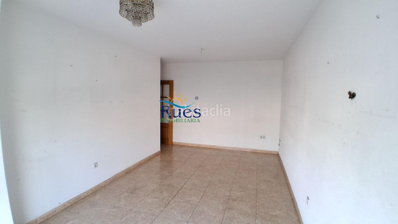 Foto bffec31b-7101-4765-ba61-ff2f52f86aa0. Pis a Centro Oropesa del Mar