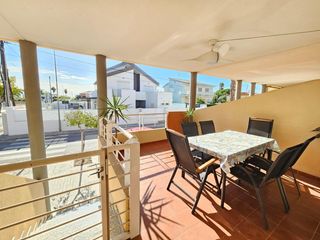 Reihenhaus  Cerezo. No dejes escapar esta oportunidad, adosado a 1 minuto playa en p