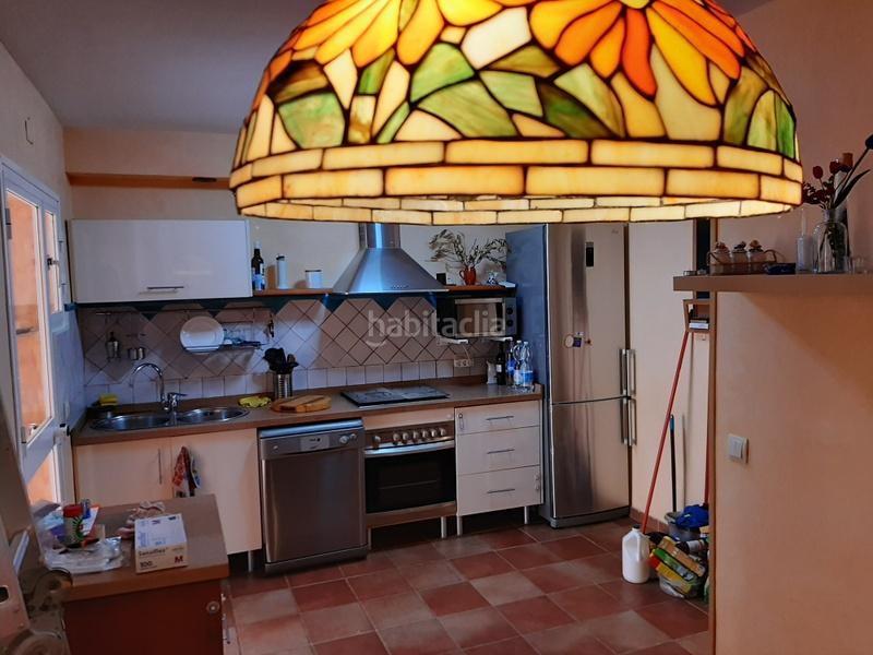 Foto 1311e23f-11c4-4ea2-bb32-6b3d7d9ffc8a. Lloguer casa adossada amb xemeneia calefacció aparcament a Barrios (Los)