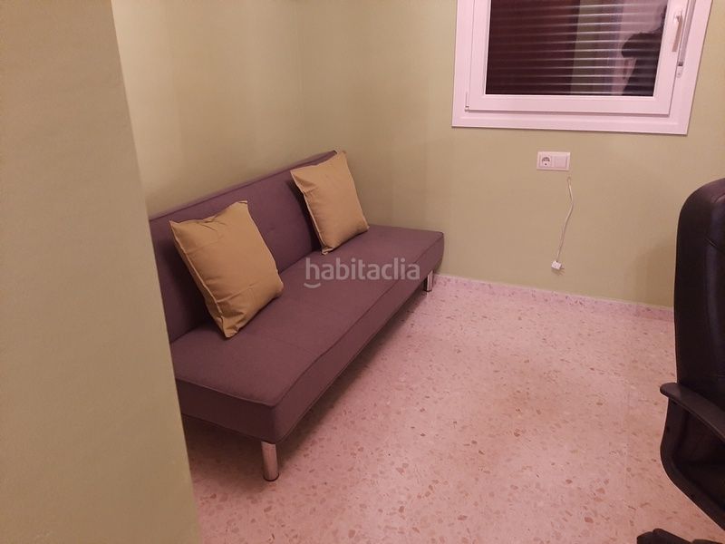 Foto a56de3e9-a36f-4ef7-aab6-d175067da3cc. Location maison jumelée avec cheminée chauffage parking dans Barrios (Los)