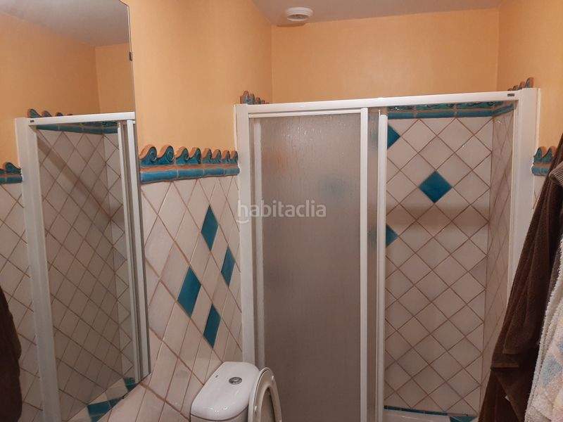 Foto b62de766-119b-4d73-8493-b33219d9af99. Location maison jumelée avec cheminée chauffage parking dans Barrios (Los)