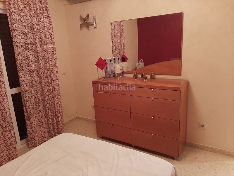 Foto e744fb63-1fe3-43ee-a7d2-7ff13b3bfe31. Location maison jumelée avec cheminée chauffage parking dans Barrios (Los)