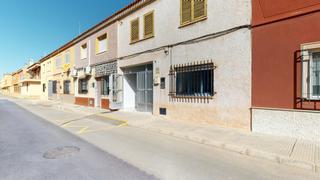 Haus  Calle juan xxiii - el algar 10. Adosado con patio y garaje privado en venta crea la casa de tus