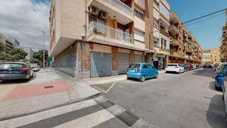 Aparcament cotxe a Calle calle fenicia 1. Cochera cerrada detras del rosell espacio y seguridad para tu ve