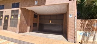 Autoparkplatz en Calle trafalgar 1. Plaza de garaje en alameda. edf. ferrovial