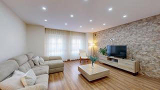 Appartement à Calle montblanc 10. Piso unico en barriada hispanoamerica  los dolores cartagena