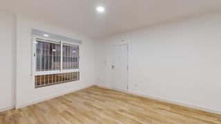 Etagenwohnung  Plaza de vicente ros. Piso bajo reformado a estrenar en el ensanche  cartagena