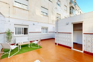 Pis a Nueva Cartagena. Piso bajo reformado en urbanizacion mediterraneo