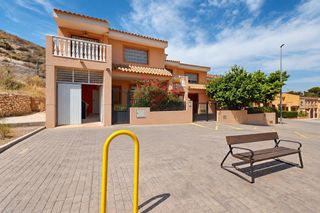 Casa a Calle Calle Leo