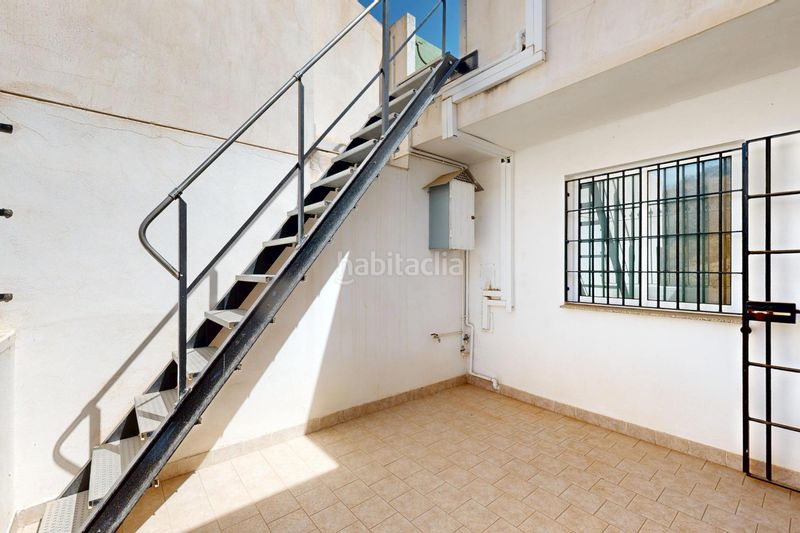 Foto 97aec7f5-fdee-455f-8cbe-83857cbef6cb. Casa amb aparcament a Barrio de la Concepción Cartagena