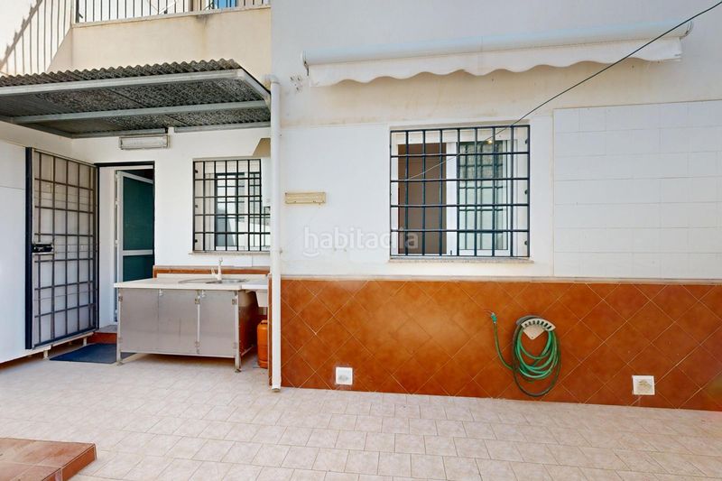 Foto add2981a-398a-4ca4-bff4-b16bb0b5dea8. Casa amb aparcament a Barrio de la Concepción Cartagena
