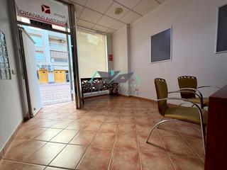 Lloguer Local Comercial  Gutiérrez mellado. En alquiler  bajo comercial en águilas