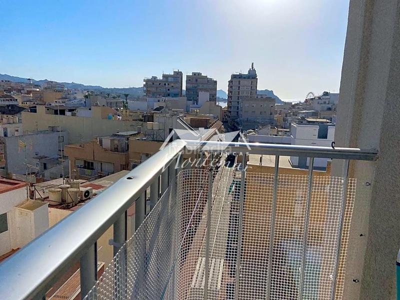 Foto 141f9723-33ad-4cef-859f-1cdd92116434. Alquiler apartamento vivienda en primera linea de diciembre a junio en Águilas