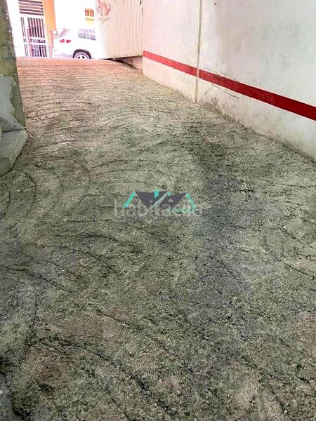 Foto f4c5b5d6-c5e2-4207-96ef-be7efbf78b41. Car parking in Casco Antiguo Águilas