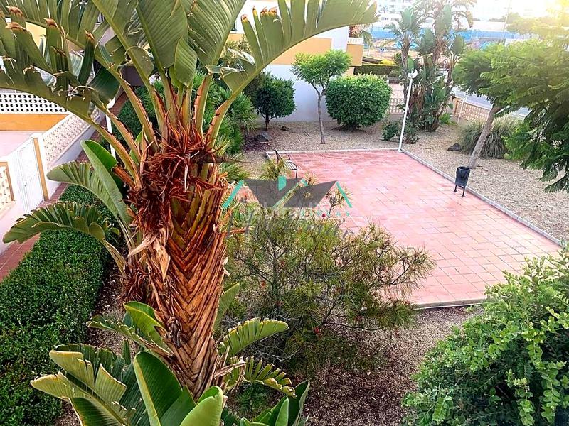 Foto 65b23f57-db62-4d74-bbee-78ded65816f8. Alquiler piso se alquila piso en urbanización septiembre a junio en Águilas