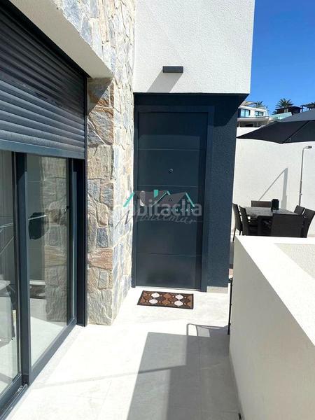 Foto 3fdbf597-309d-40ab-84f3-20779de2d9b8. Casa en venta chalet independiente en El Hornillo Águilas