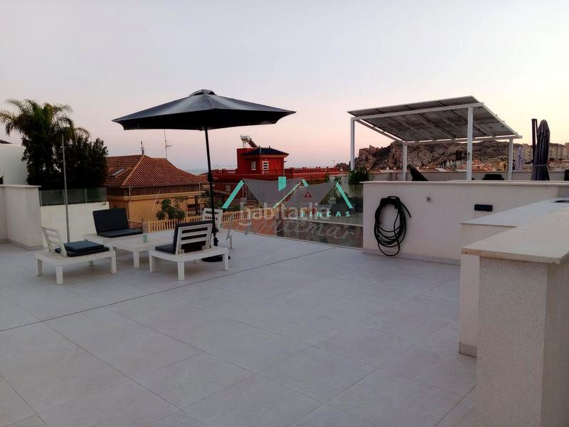 Foto 8c27d06b-c51a-482e-ae04-3f84a4b00ba9. Casa en venta chalet independiente en El Hornillo Águilas