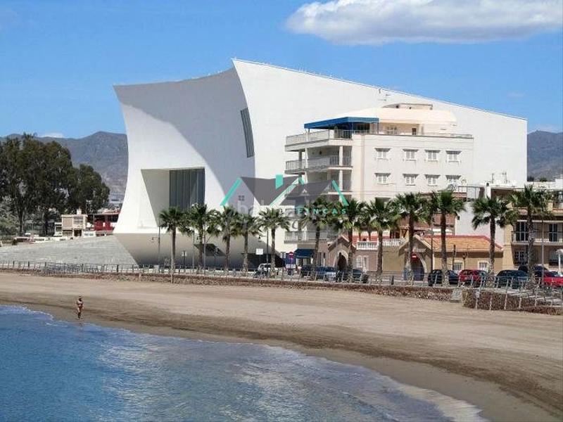 Foto 0ad9654d-6e3c-4159-b3b6-ba27d8fd8a4b. Location appartement avec parking dans Delicias Águilas