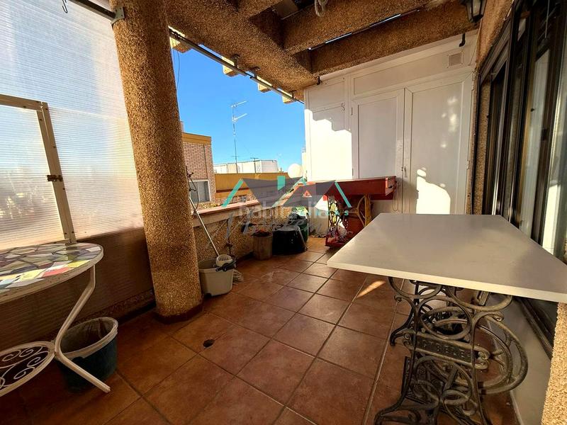 Foto e61878ec-0405-438b-9dcf-3968e05cc084. Edifici a Casco Antiguo Águilas