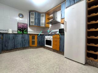 Location Appartement  Isaac albéniz. Disponible de mayo a junio