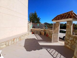 Rent House  Los collados. Se alquila tríplex en los collados con gran terraza y vistas