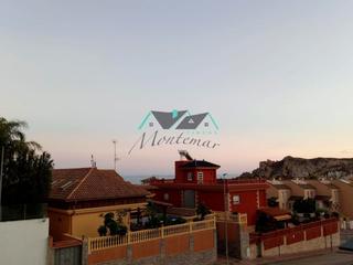 Casa  Vázquez montalbán. En venta chalet independiente