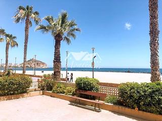 Location Appartement  Manuel de falla. Alquiler de temporada  piso luminoso con terraza y piscina en ur