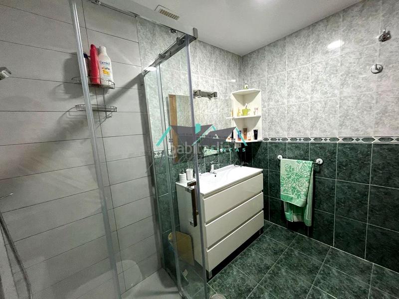 Foto b0696d76-02fe-444a-82ae-21f97ff46440. Zweistöckige wohnung mit parking pool in Casco Antiguo Águilas