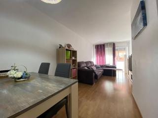 Etagenwohnung in Segle XX. Piso en sxx