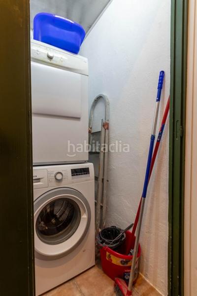 Foto 180efe8b-f17b-4cbc-a9d1-ed688f5a6cb0. Casa adosada unifamiliar estilo ingles en Centre Sabadell