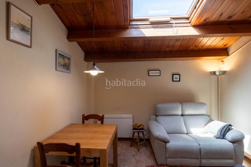 Foto a8bc628c-2964-4bd7-9011-d13a94cfb3af. Casa adosada unifamiliar estilo ingles en Centre Sabadell