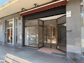 Locale commerciale in Plaça Catalunya - Escola Industrial. Local comercial