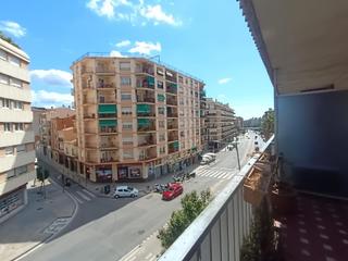 Pis a Can Boada. Piso de 4 hab. con balcón exterior. muy amplio