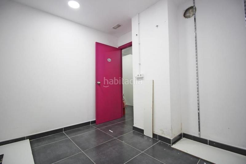 Foto 693f925e-98f4-46ac-9cf0-e7ee6e877feb. Alquiler local comercial  zona centre en Terrassa