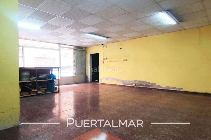 Foto cb00e45a-d3fa-4736-9b46-747292ec0fc0. Local comercial en calle francisco carratalá cernuda 15 en Alicante