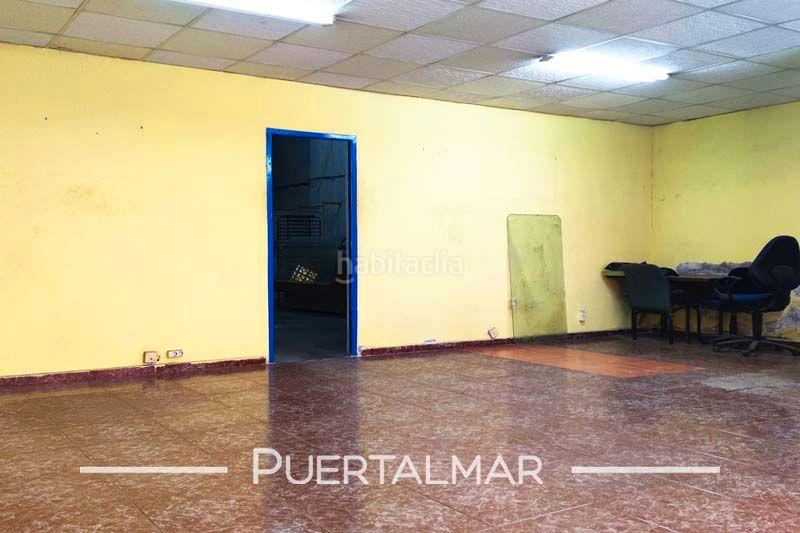 Foto fc34f4b9-23b2-4277-b1d8-7ab2ed2c89bc. Local comercial en calle francisco carratalá cernuda 15 en Alicante