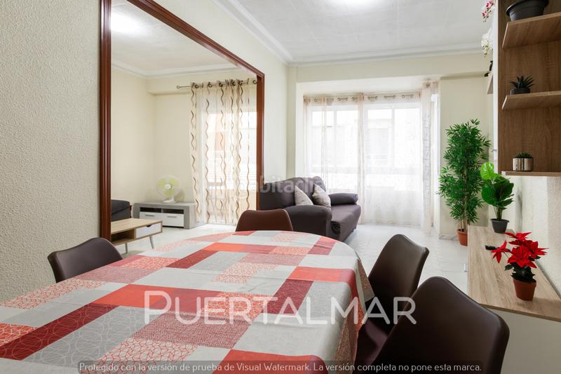 Foto 80952f76-2985-4f53-bea3-516cdb1bb6f8. Rent flat with heating in Mercado Alicante