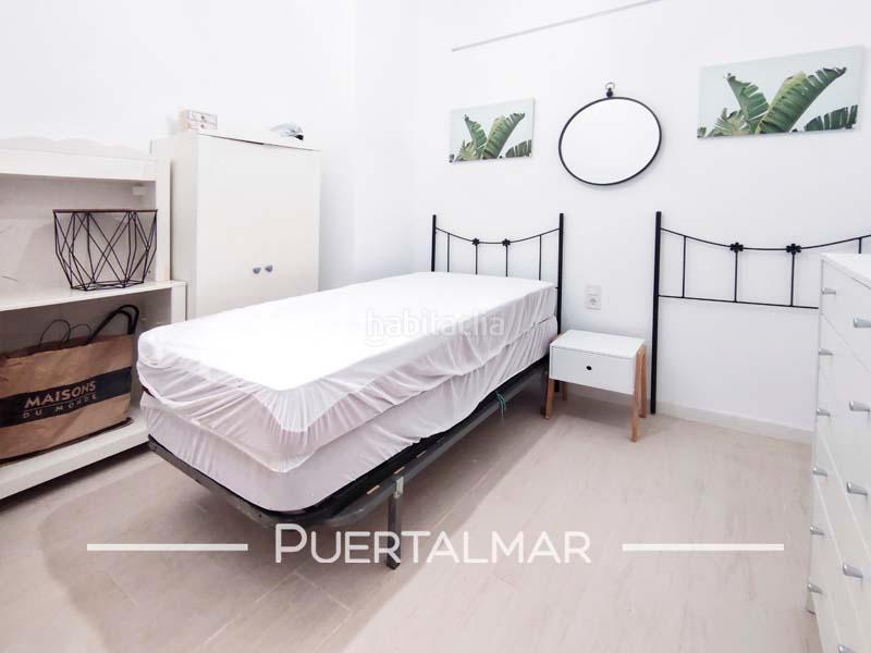 Foto 84e4d6dd-3ae1-4c4b-b036-912e4c71e7b3. Location rez-de-chaussée dans calle churruca 15 dans Alicante