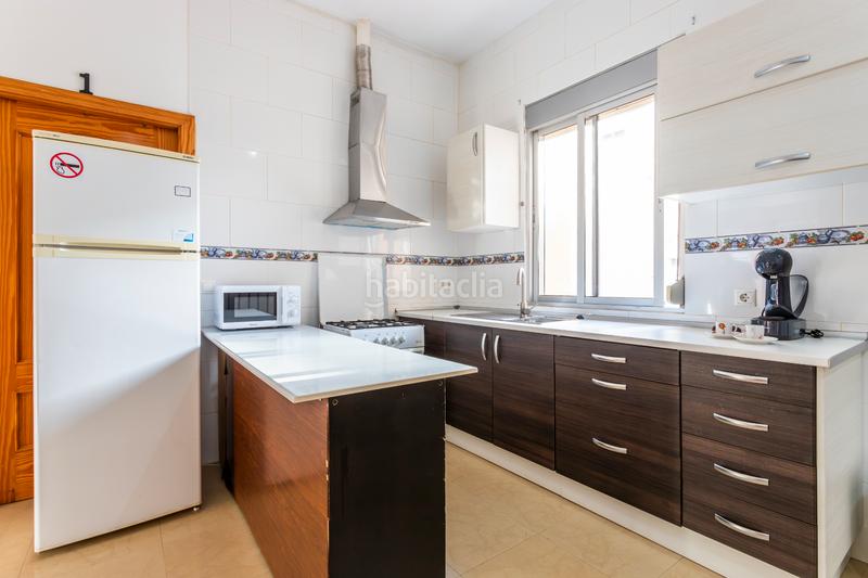 Foto 63cc83be-738f-4265-8631-a67ccdd826cd. Alquiler piso en Los Ángeles Alicante