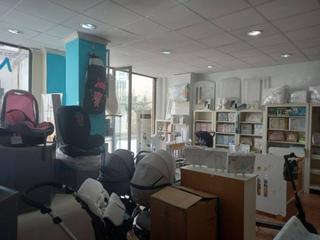Local Comercial a Hispanidad - Vivar Téllez