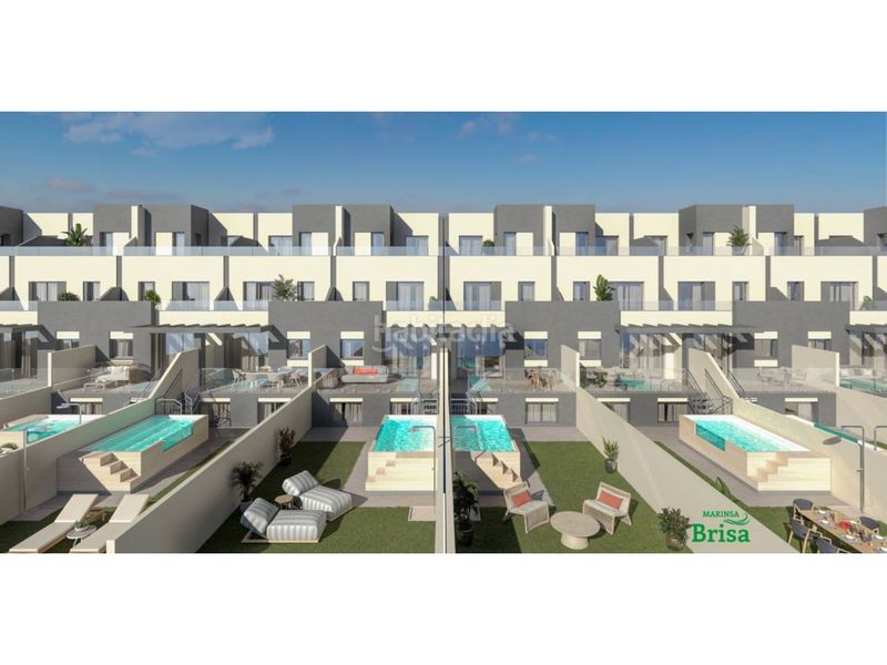 Foto 53b047fe-bf20-4410-bc8c-77f3c49236f5. Casa adossada amb aparcament piscina a Urbanización Santa Rosa Torrox