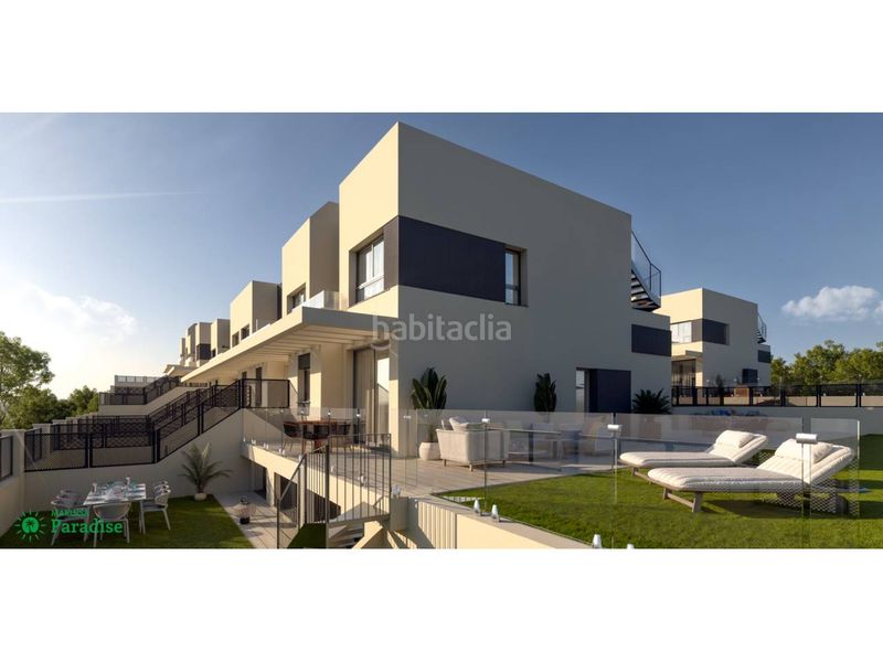 Foto 1a0cebd8-7dd9-4a73-8a34-5ffd82b938a5. Casa adossada amb aparcament piscina a Capistrano Nerja