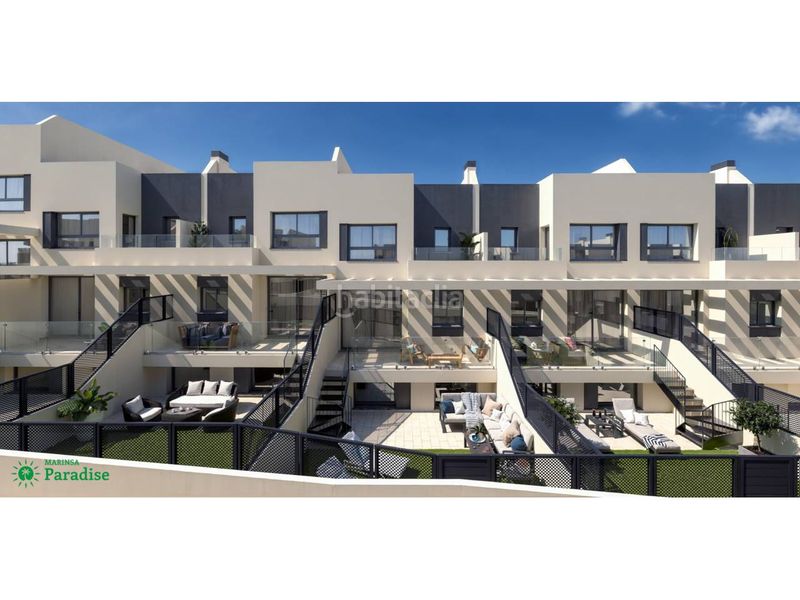 Foto 2b6a5a8d-be7b-4181-ae5d-62a19048e0e0. Casa adossada amb aparcament piscina a Capistrano Nerja