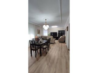 Flat  Avenida vivar téllez. Vivienda con gran potencial en avenida vivar téllez, vélezmálaga