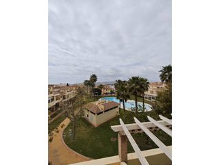 Flat in Caleta de Velez. Amplio piso con terraza, garaje y zonas comunes en baviera golf