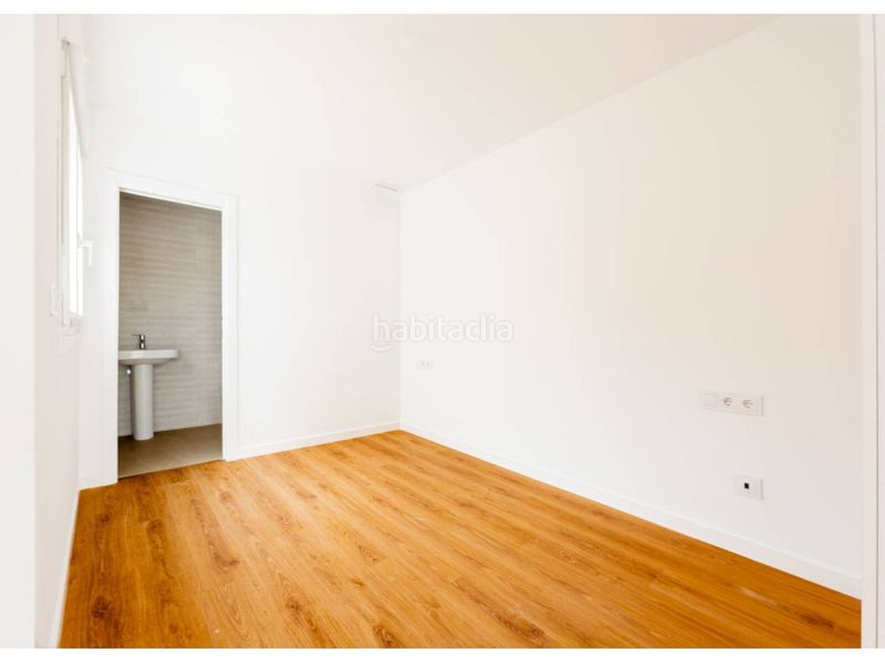 Foto e0db77aa-b37c-4b0e-bbe5-8179a9447f23. Àtic a Centro Torre del Mar