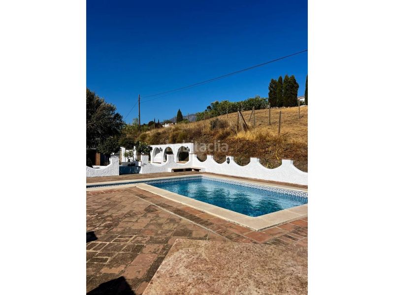 Foto 943935fe-3fa2-4062-852b-3233ca34d43d. Casa amb aparcament piscina a Viñuela
