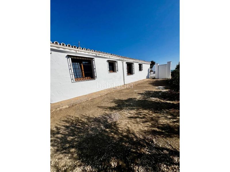 Foto a83d4111-0adc-42ab-9818-0693d6487afc. Casa amb aparcament piscina a Viñuela
