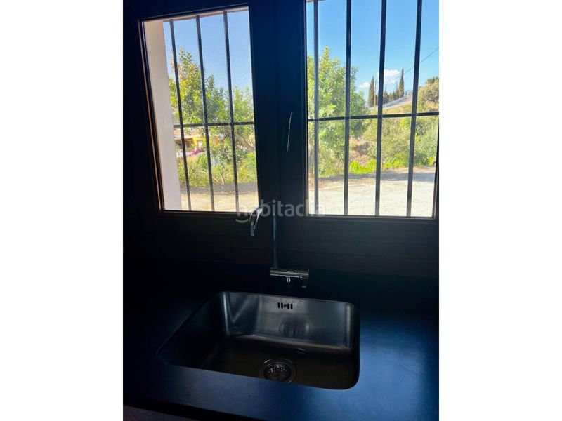 Foto b2b3eea0-9b4b-45b7-b3a3-89c2fb1240a3. Casa amb aparcament piscina a Viñuela